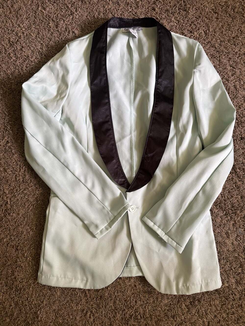 funcostumes.com Tuxedo Jacket Size XL Light Green Black Satin Collar